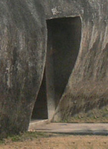 Sudama-cave-entrance